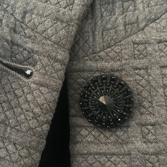 Jon & Anna Swing Jacket and Coordinating Cut-Away Shoulders Floral Blouse sz Lg - Picture 4 of 16